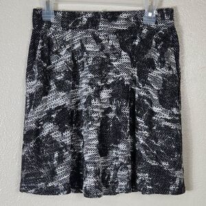Hem & Thread Mini Skirt Size L NWT
